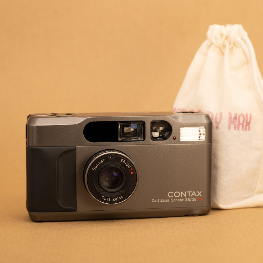 Contax T2 in Titanium Black