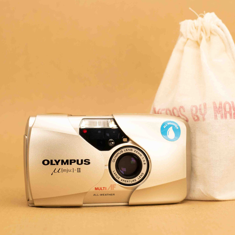 Olympus Mju II in Champagne