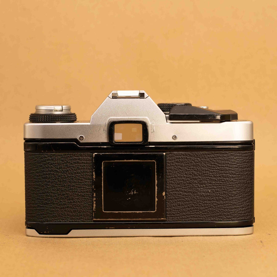 Olympus OM20 with 50mm f/1.8 Lens