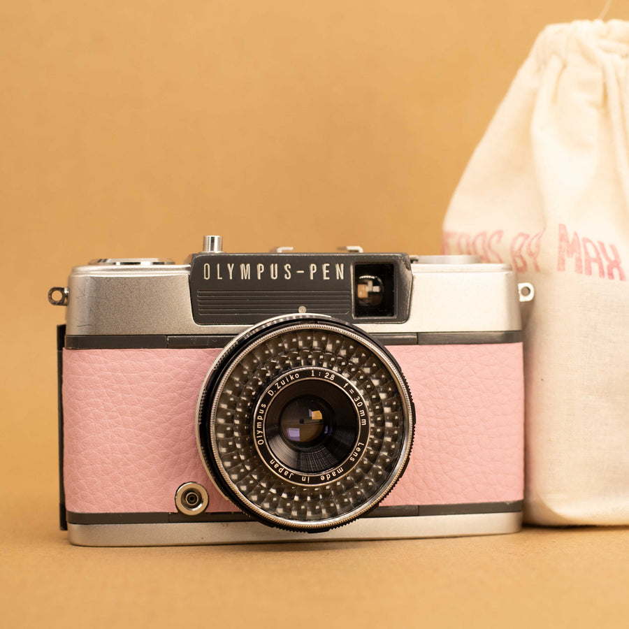 Olympus Pen EES-2 Half-frame in Baby Pink