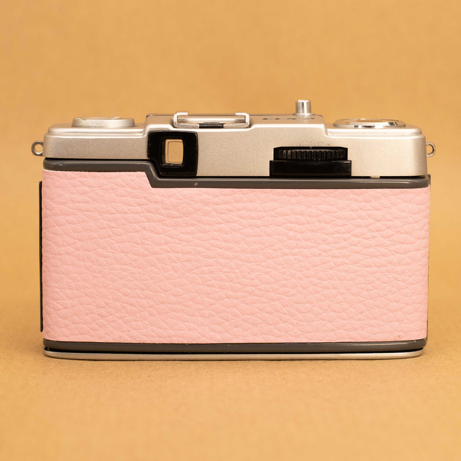 Olympus Pen EES-2 Half-frame in Baby Pink