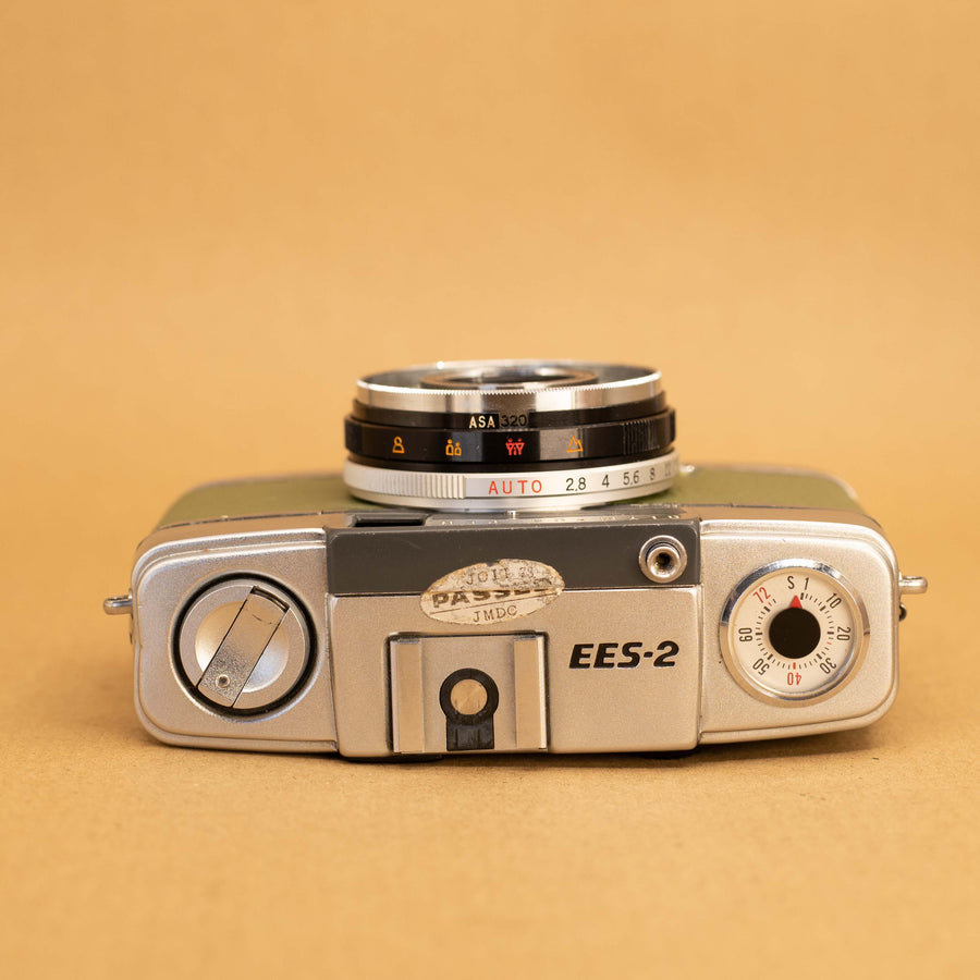 Olympus Pen EES-2 Half-frame in Green