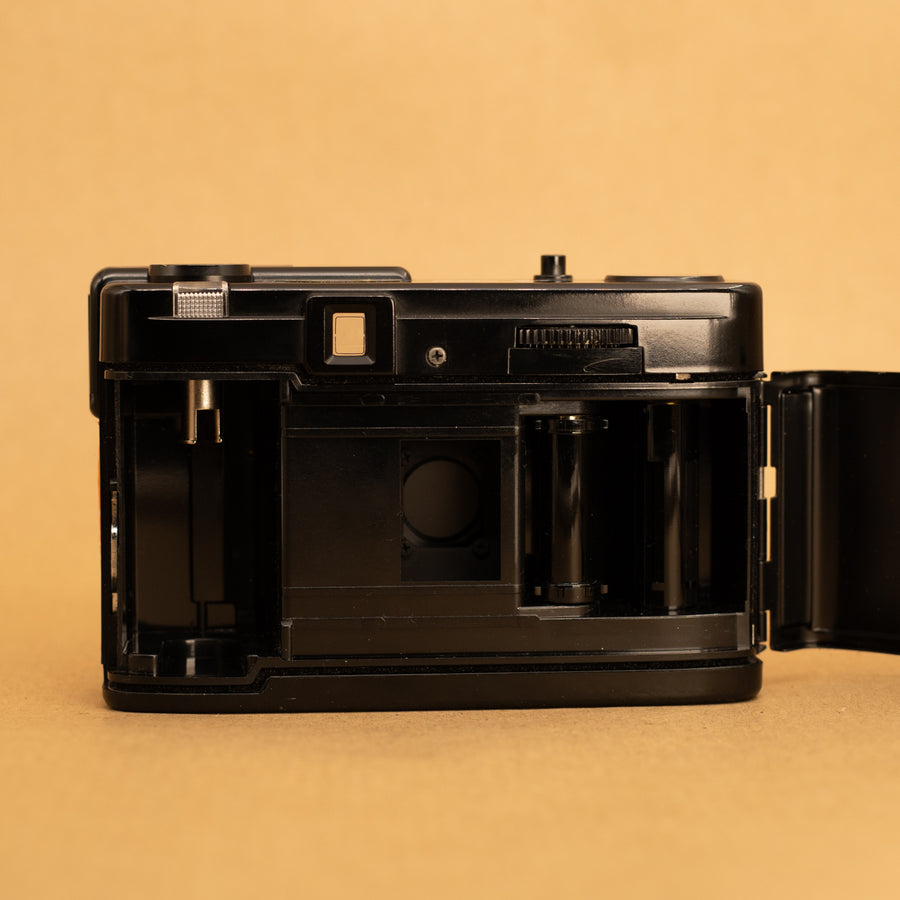 Olympus Pen EF Half-frame in Orange