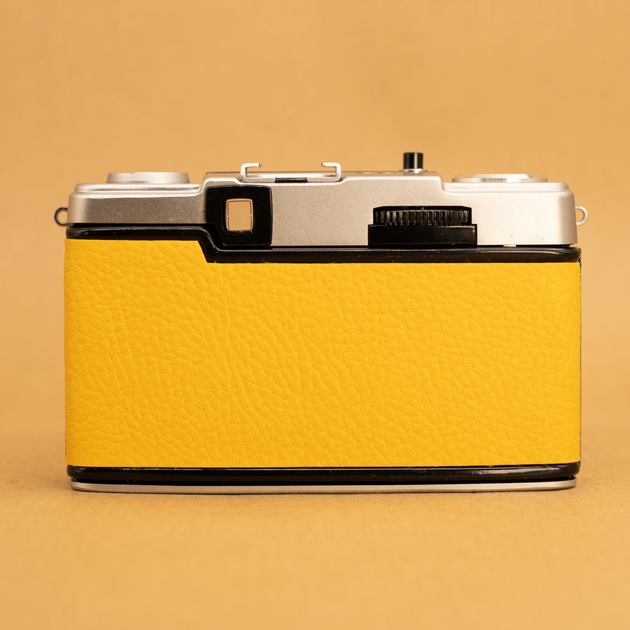 Olympus Pen EE-3 in Yellow