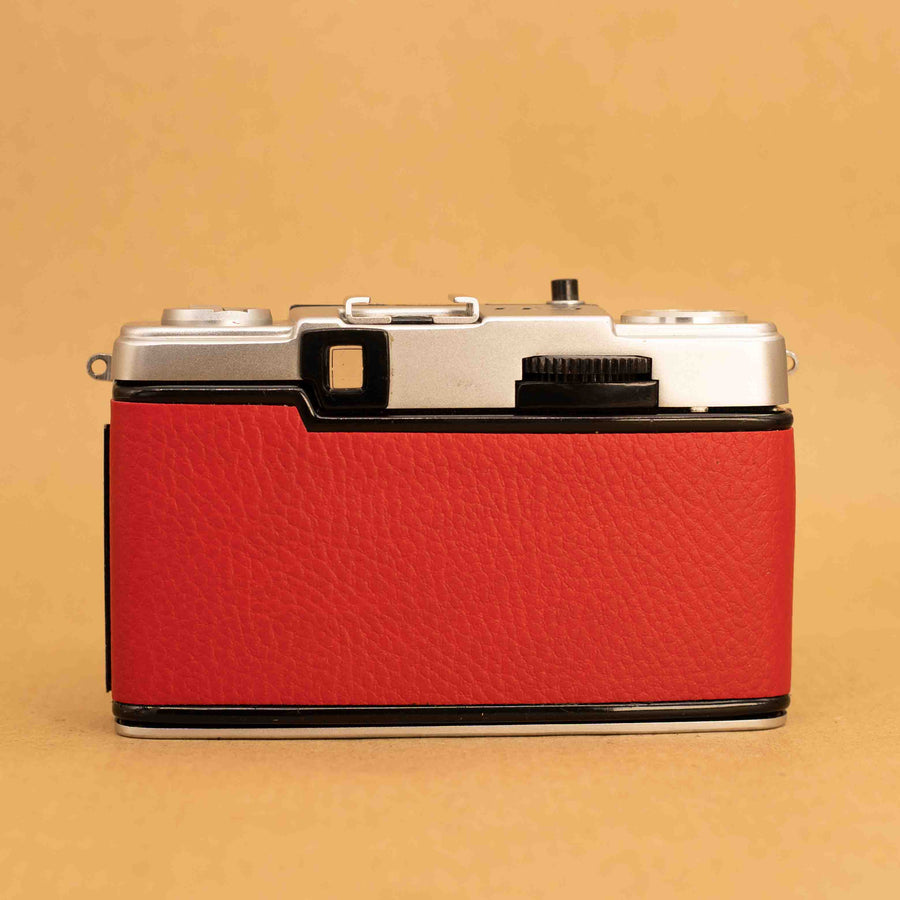 Olympus Pen EE-3 in Red