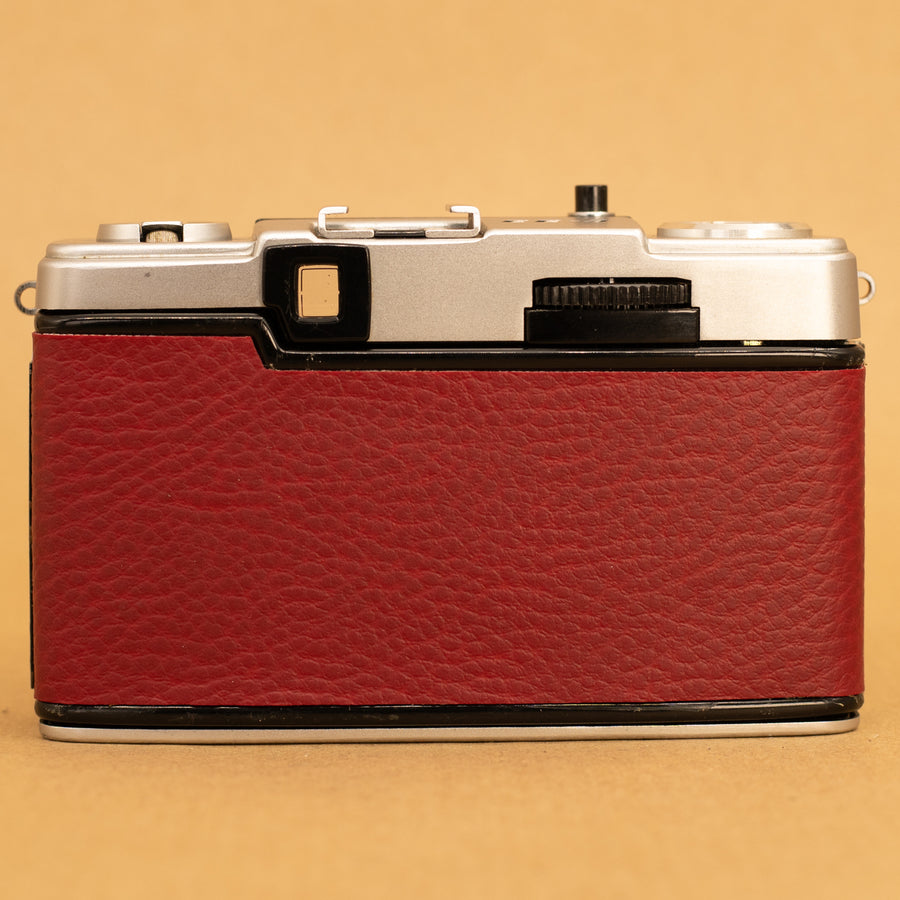 Olympus Pen EE-3 in Burgundy