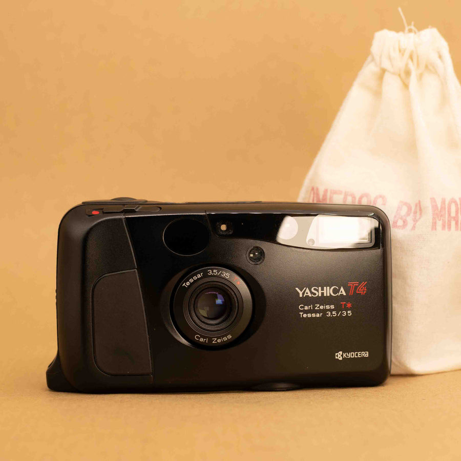 Yashica T4